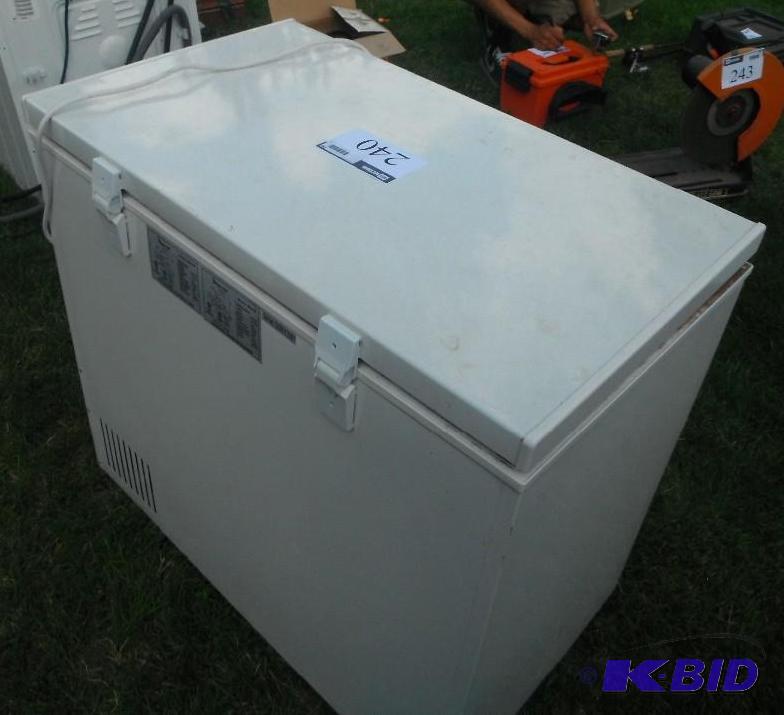 lot 240 image: Magic Chef Freezer Free Standing Installation...