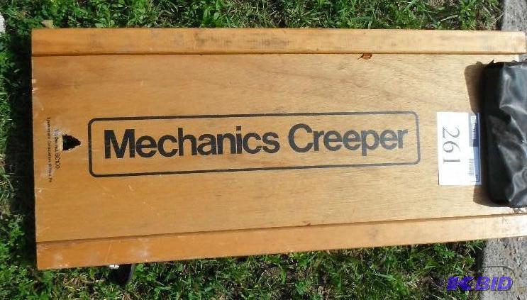 lot 261 image: Mechanics Creeper...
