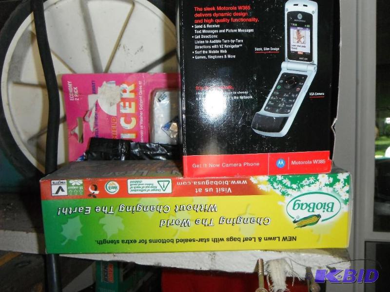 lot 30 image: Shelf Lot with an assortment of items includi...