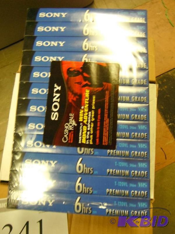 lot 341 image: Box of VHS tapes ...