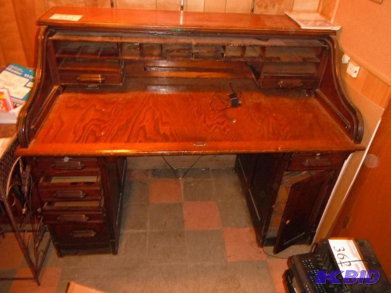 lot 359 image: 31&quotx59&quotx44" Rolltop Wooden Des...