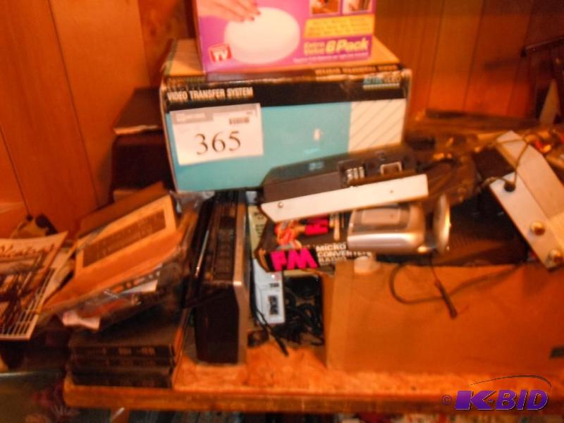 lot 365 image: An assortment of items including 30" Cei...