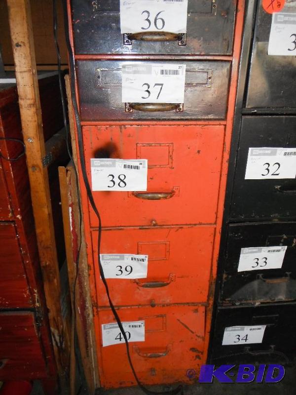 lot 41 image: 26&quotx15&quotx51" Metal Cabinet...