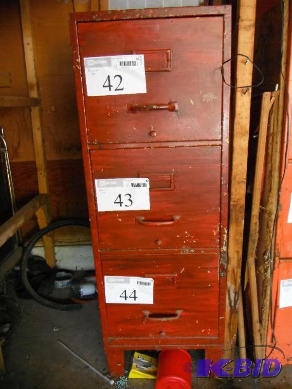 lot 45 image: 27 14&quotx14&nbsp14&quotx 41 34" ...