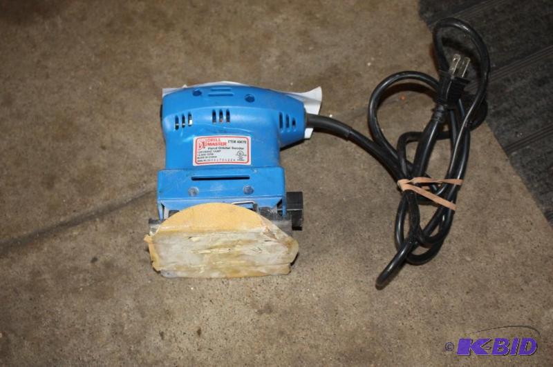 lot 65 image: Drill Master Hand Orbital Sander, 120V60HZ, ...
