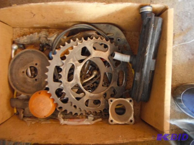 lot 88 image: Drawer and Door Lot with various items includ...