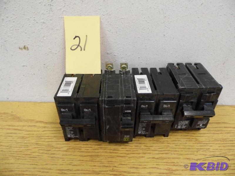 lot 21 image: 4 - 60 AMP Breakers