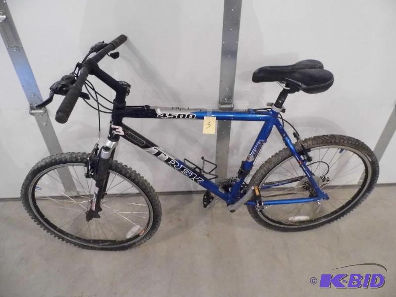 lot 3 image: Treck Bike