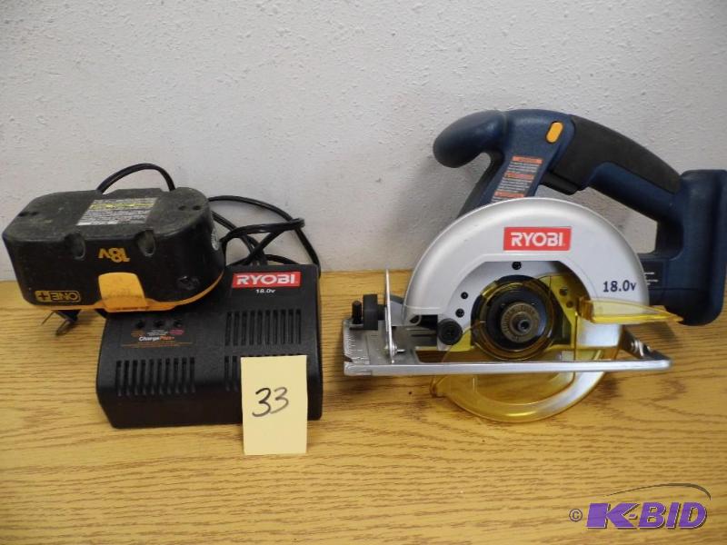 lot 33 image: Ryobi 18V Saw
