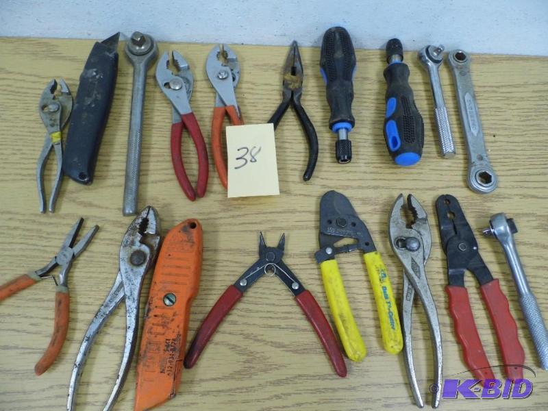 lot 38 image: Tools