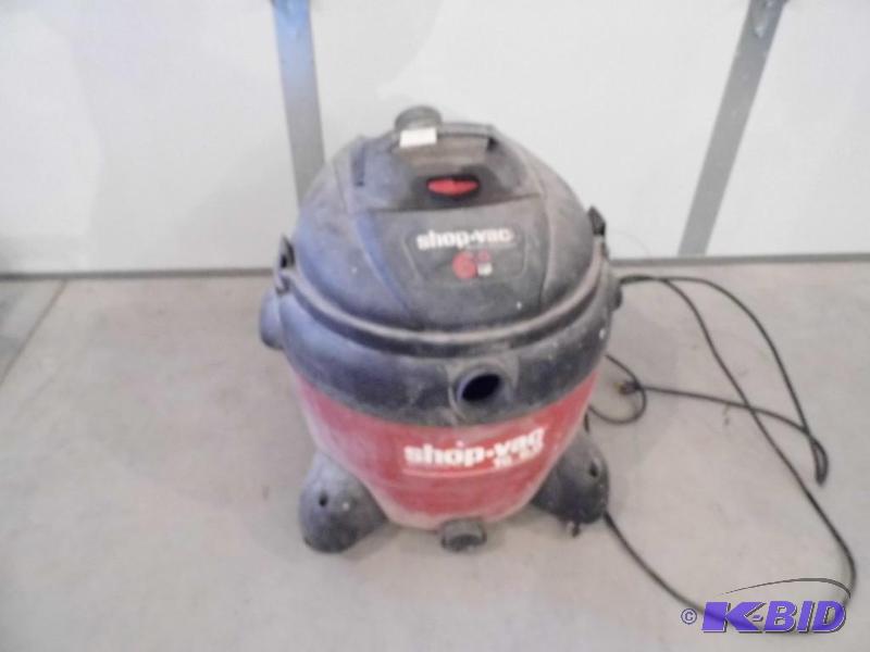 lot 42 image: Shop Vac