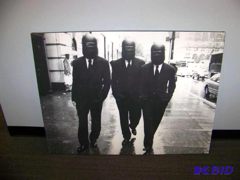 lot 24 image: Fashion Photo on Canvas by Peter Lindbergh