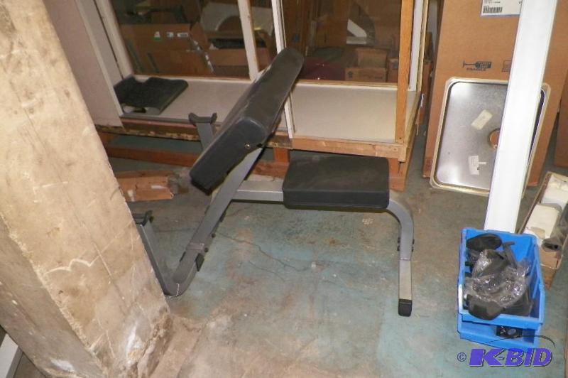 lot 126 image: Body Solid Preacher Curl