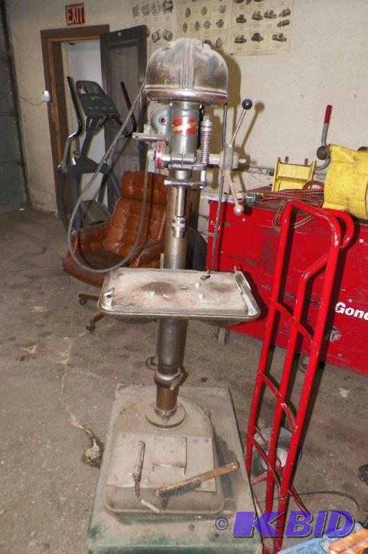 lot 6 image: Delta Drill Press