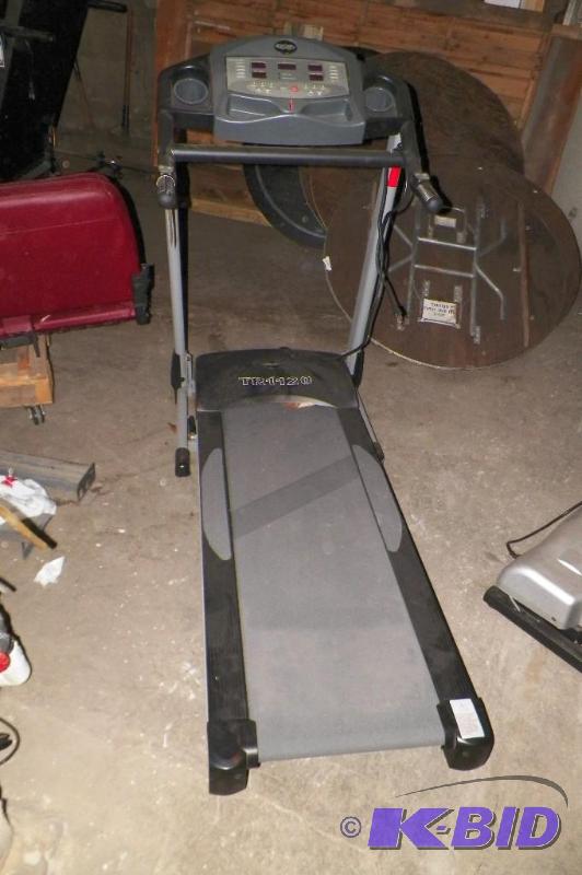 lot 83 image: Bodycraft Treadmill Floor Model