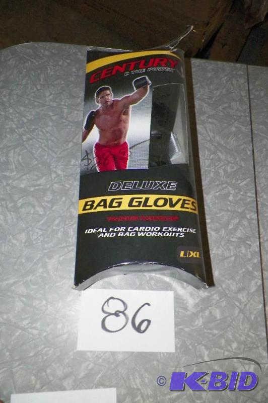 lot 86 image: Deluxe Bag Gloves L XL