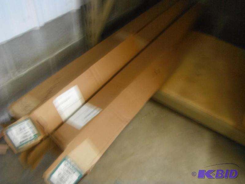 C-4002 Oak Newel 60&quot 3 Pieces...