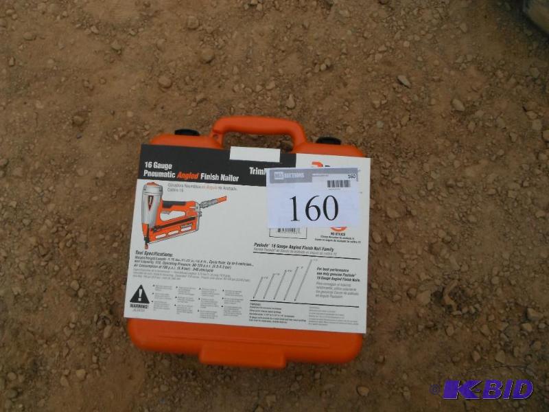 Paslode 16 Gauge Pneumatic Angled Finish Nail...