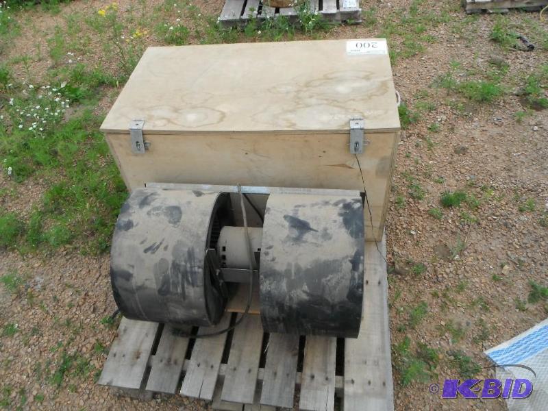 Pallet Lot Including a Blower Unit, Wooden St...
