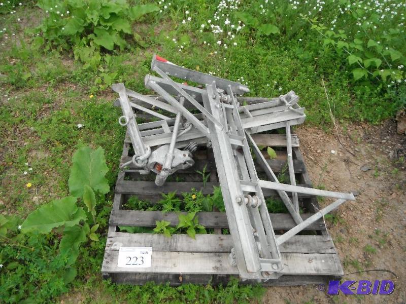 Pallet Lot of Concrete Finishing Gantrys&nbsp...