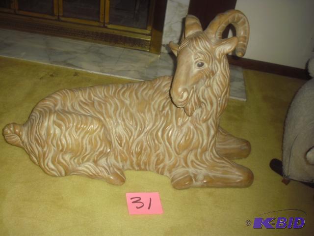 Large porcelain RAMGOAT. Very good shape. 30...