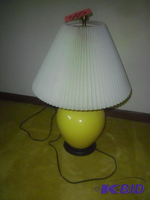 Nice table lamp. Yellow Glass with pleated sh...