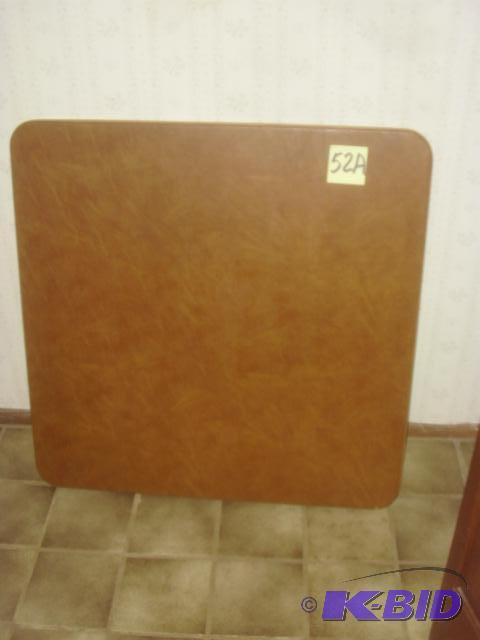 Samsonite Card table.. EXCELLENT SHAPE...