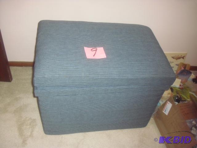 Tin lined and upholstered TEA Chest from Japa...