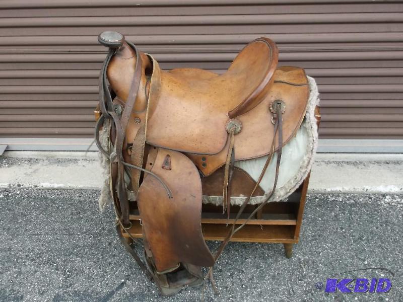 Custom made Saddle&nbsp was made for Elk hun...
