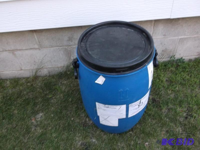 Good clean food grade barrel about 20 gallon....