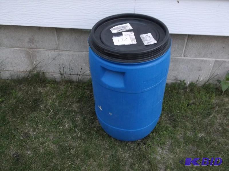Good clean food grade barrel about 20 gallon....