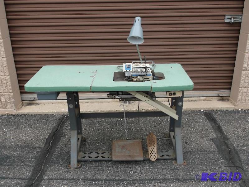Juki&nbsp 2500,model 2516 4 or 5 thread. Com...