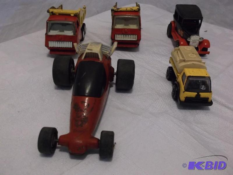Nice lot with 5 Tonka toys....