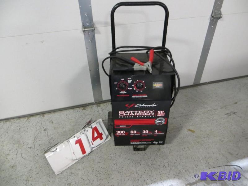 lot 14 image: Schumacher Wheeled Battery Charger Engine Sta...
