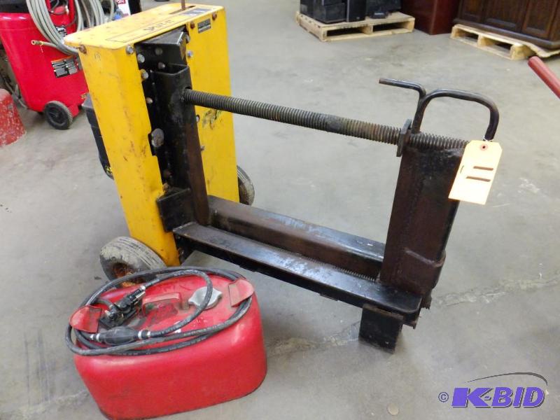 lot 11 image: Wood Splitter