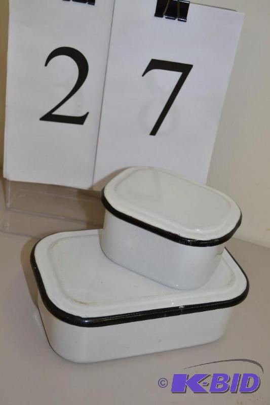 lot 27 image: Enamel ware covered