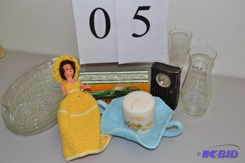 lot 5 image: Crystal, Avon, radio