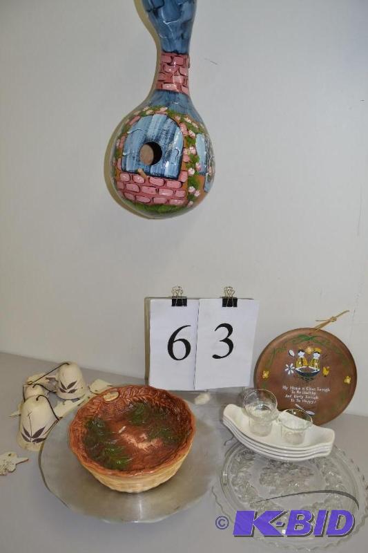 lot 63 image: Hand painted gourd, bake ware