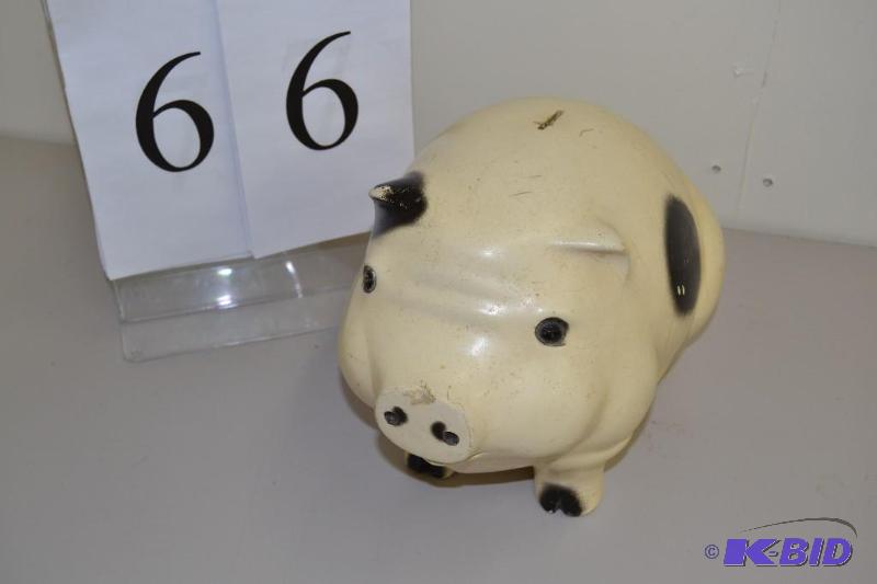 lot 66 image: Vintage pig bank