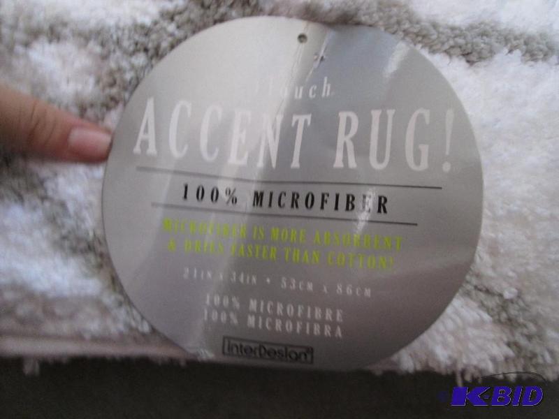 lot 177 image: iTouch Accent rug 100% microfiber...