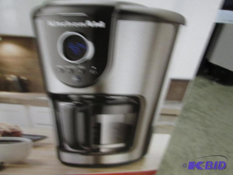 lot 192 image: kitchen aid 12 glass carafe coffee maker - lo...