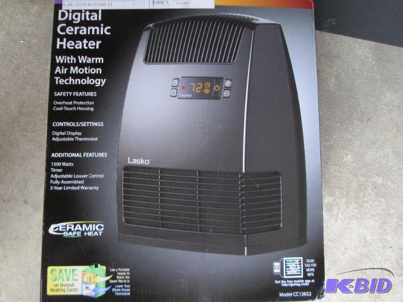 lot 22 image: Digital ceramic heater...