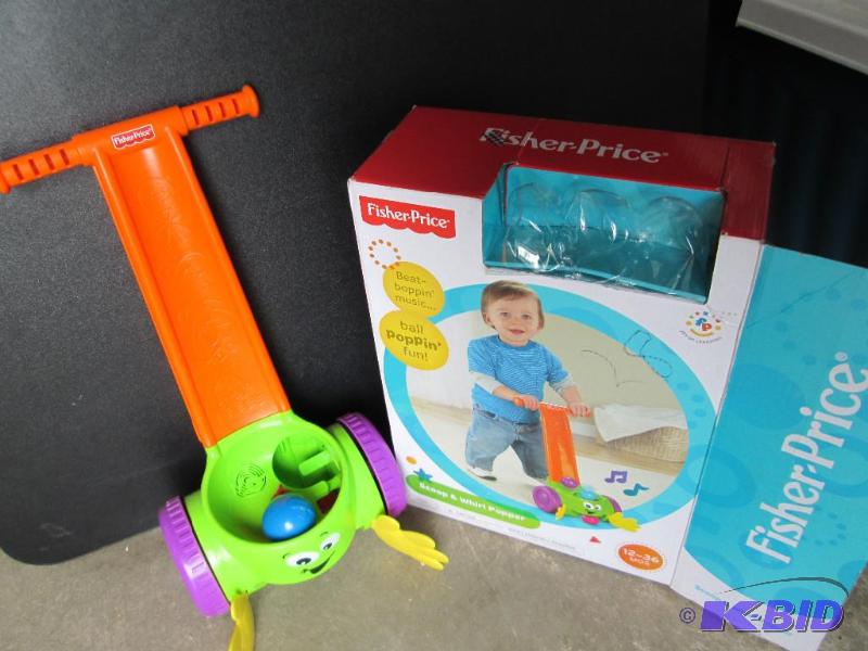 lot 28 image: Fisher Price ball popper, only has 1 ball...