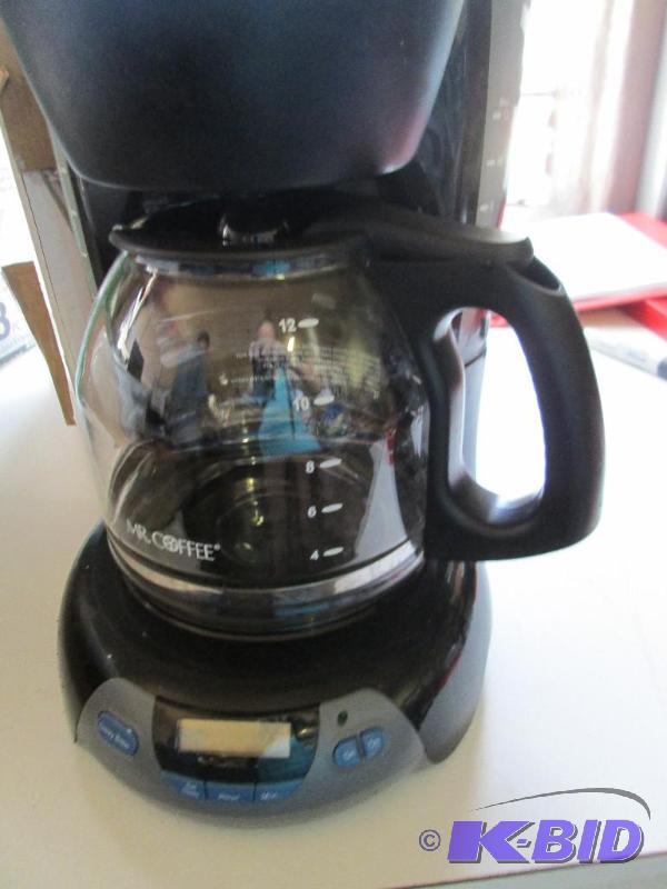 lot 46 image: Mr. Coffee 12 cup coffee maker...