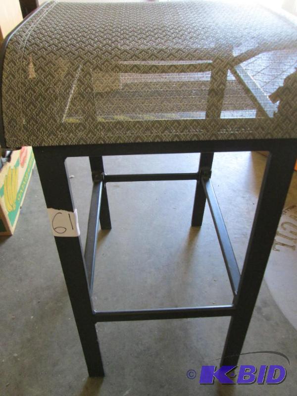 lot 61 image: Metal frame outdoor patio bar stool with mesh...