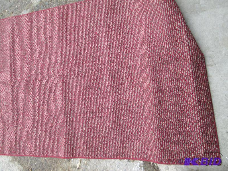 lot 7 image: Area rug, in burgundy...