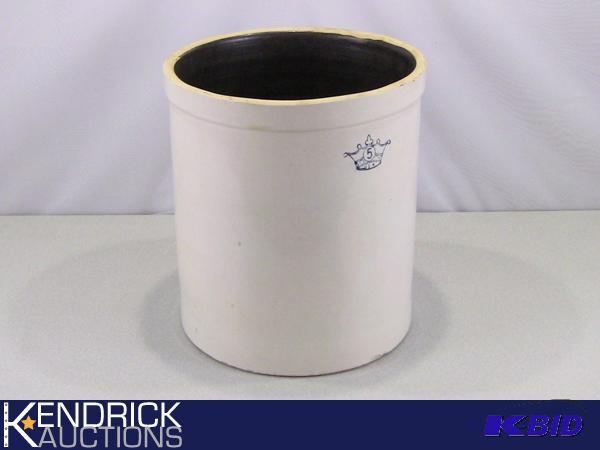 lot 15 image: Mint Condition Antique Ransbottom 5 Gallon Blue Crown Crock