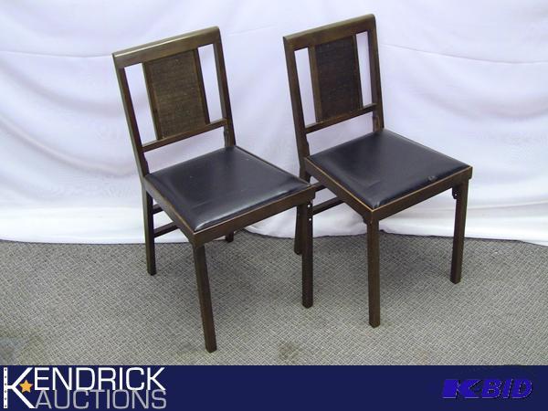 lot 5 image: 2 Unique Vintage Wood Folding Chairs