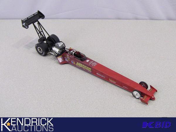 lot 66 image: 1995 Racing Champions Die Cast Dragster Race Car