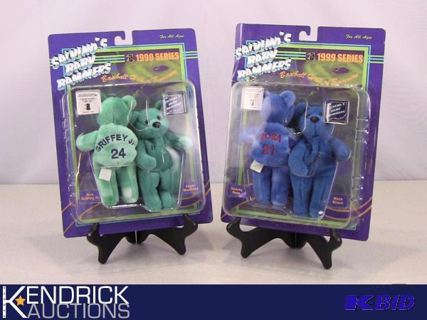 lot 78 image: 2 New in Package Salvinos Baby Bammers Bears
